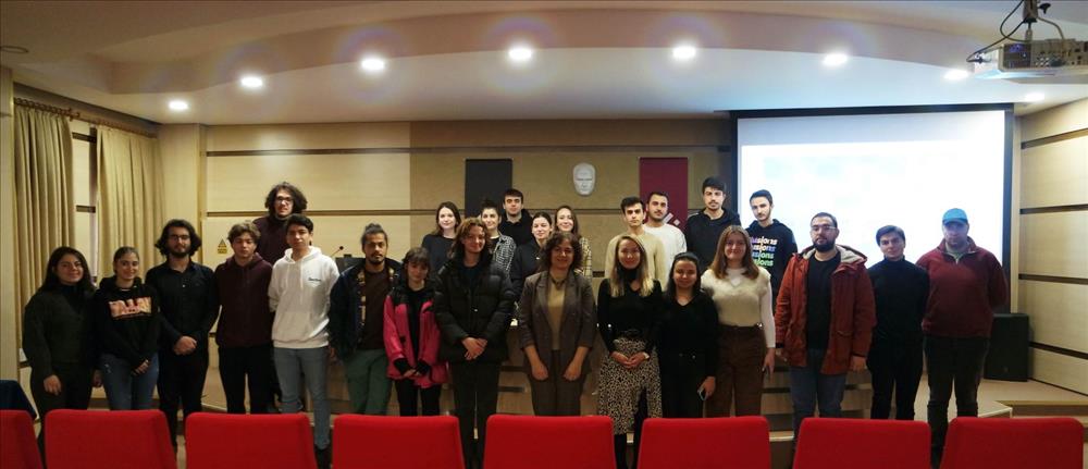 Öğrenci Akran Destek Programı Kapsamında Rehber Öğrenci Eğitimi Yapıldı